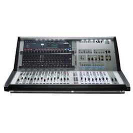 Medium Format Mixer Console (soundcraft)